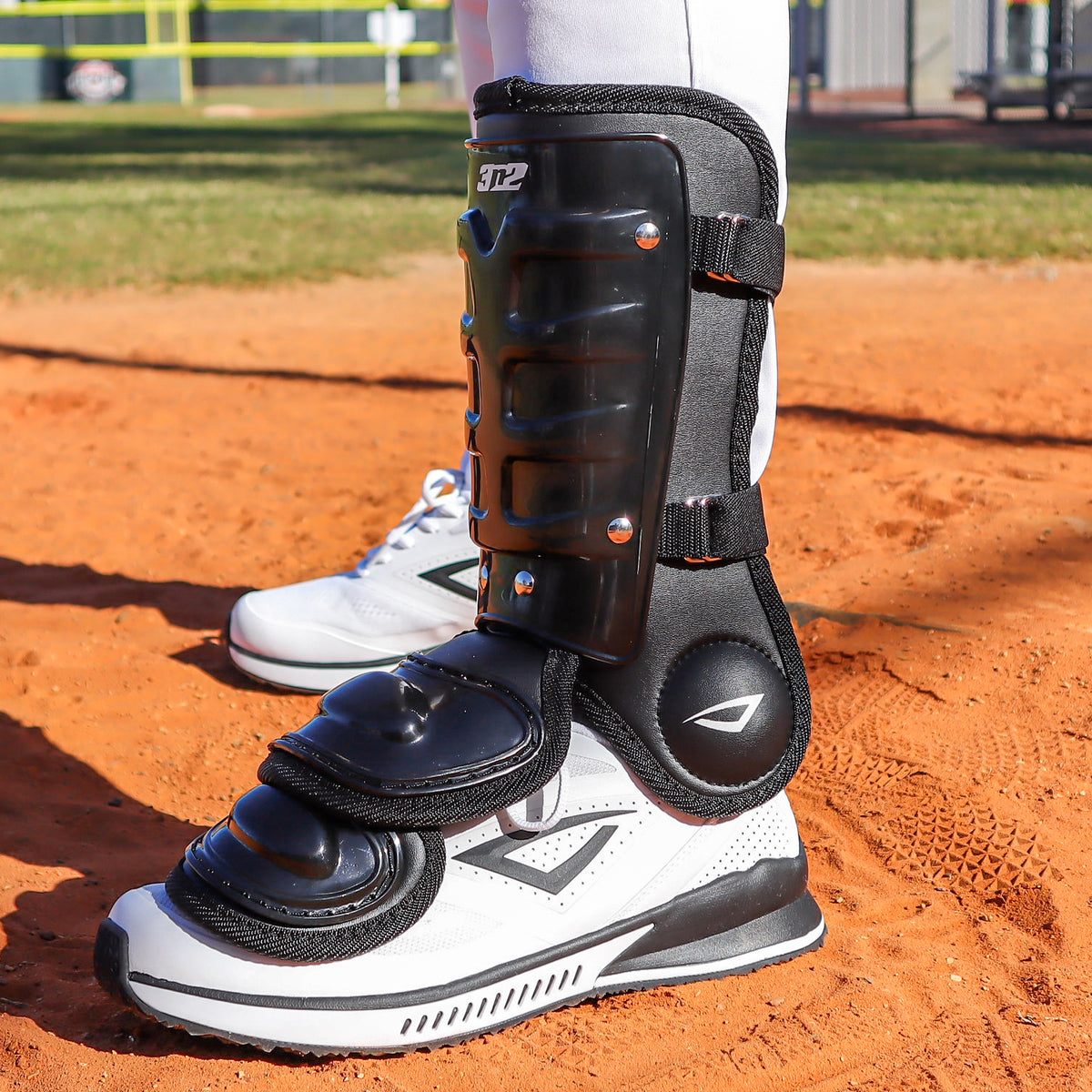 BATTER'S LEG GUARD - LEFT